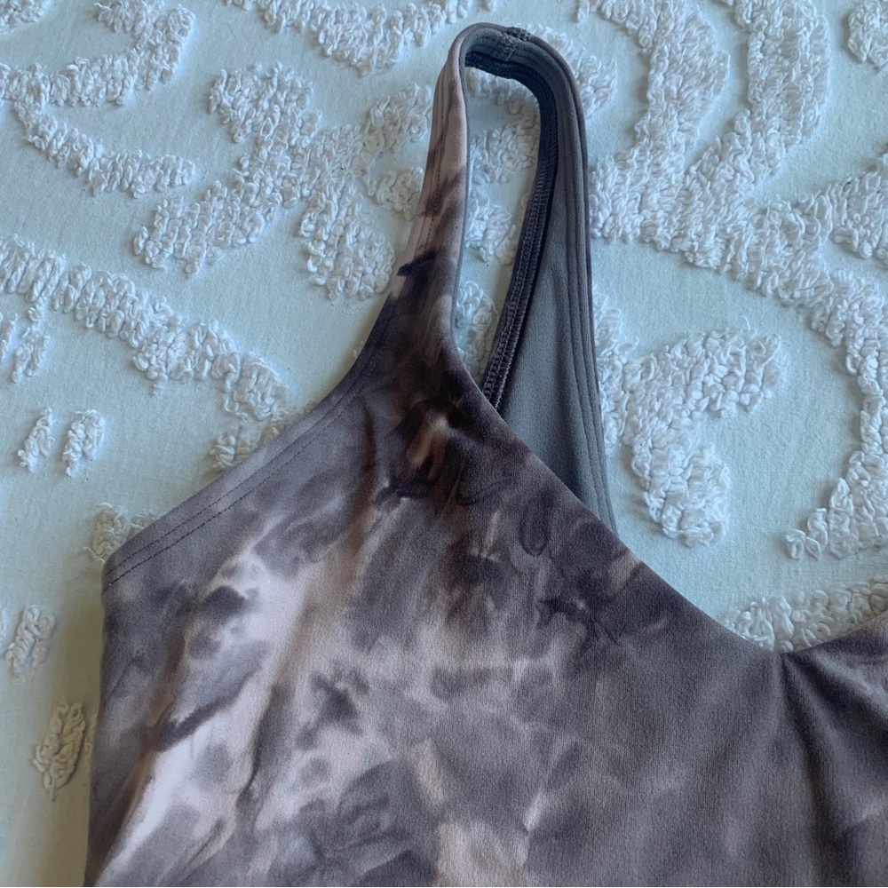 Women’s 6 LULULEMON Align Cropped Tank Diamond Dye Mink Bery Lunar Rock Shadow - Picture 2 of 6